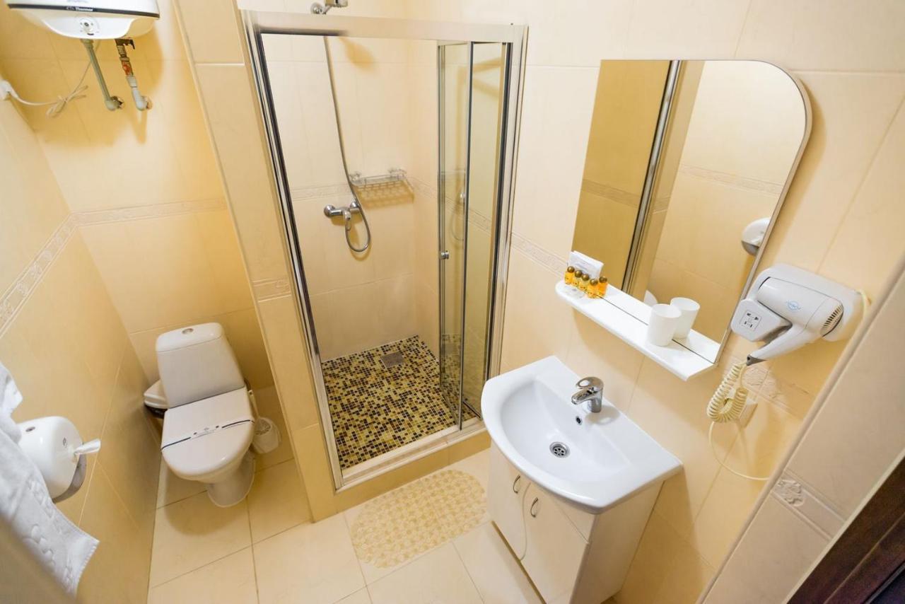 Guest House Shale Vinnytsia Exterior foto