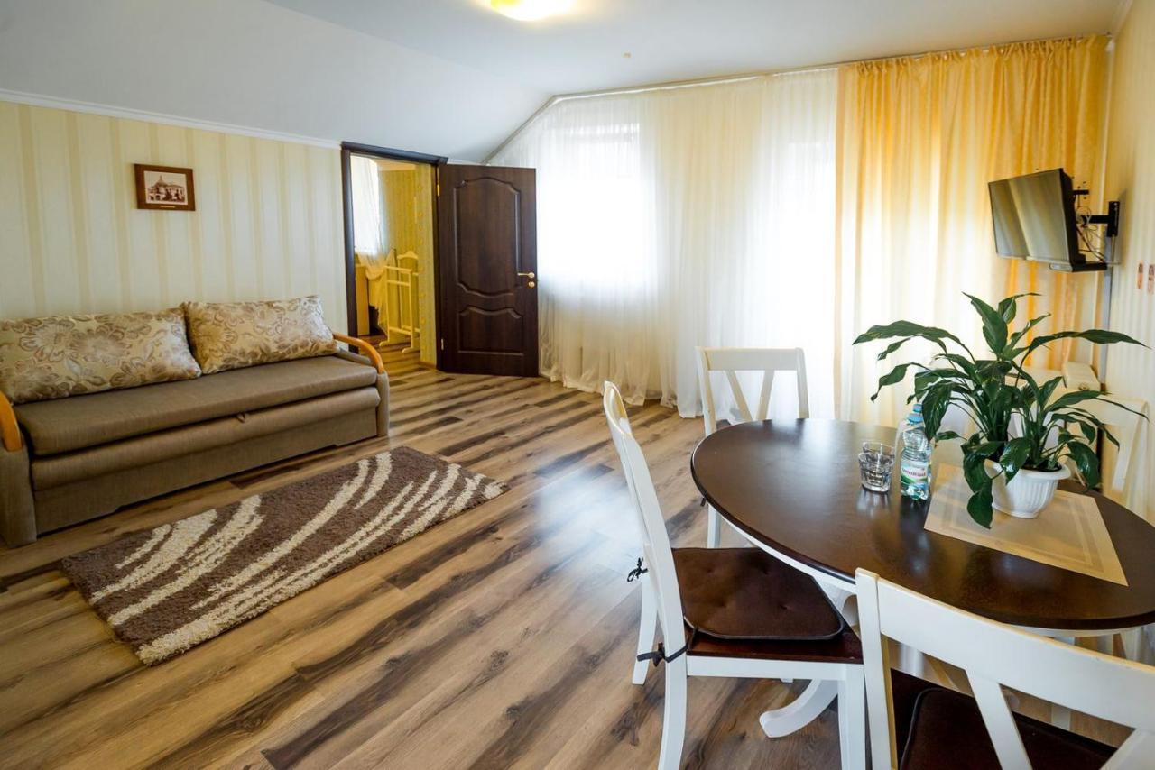 Guest House Shale Vinnytsia Exterior foto