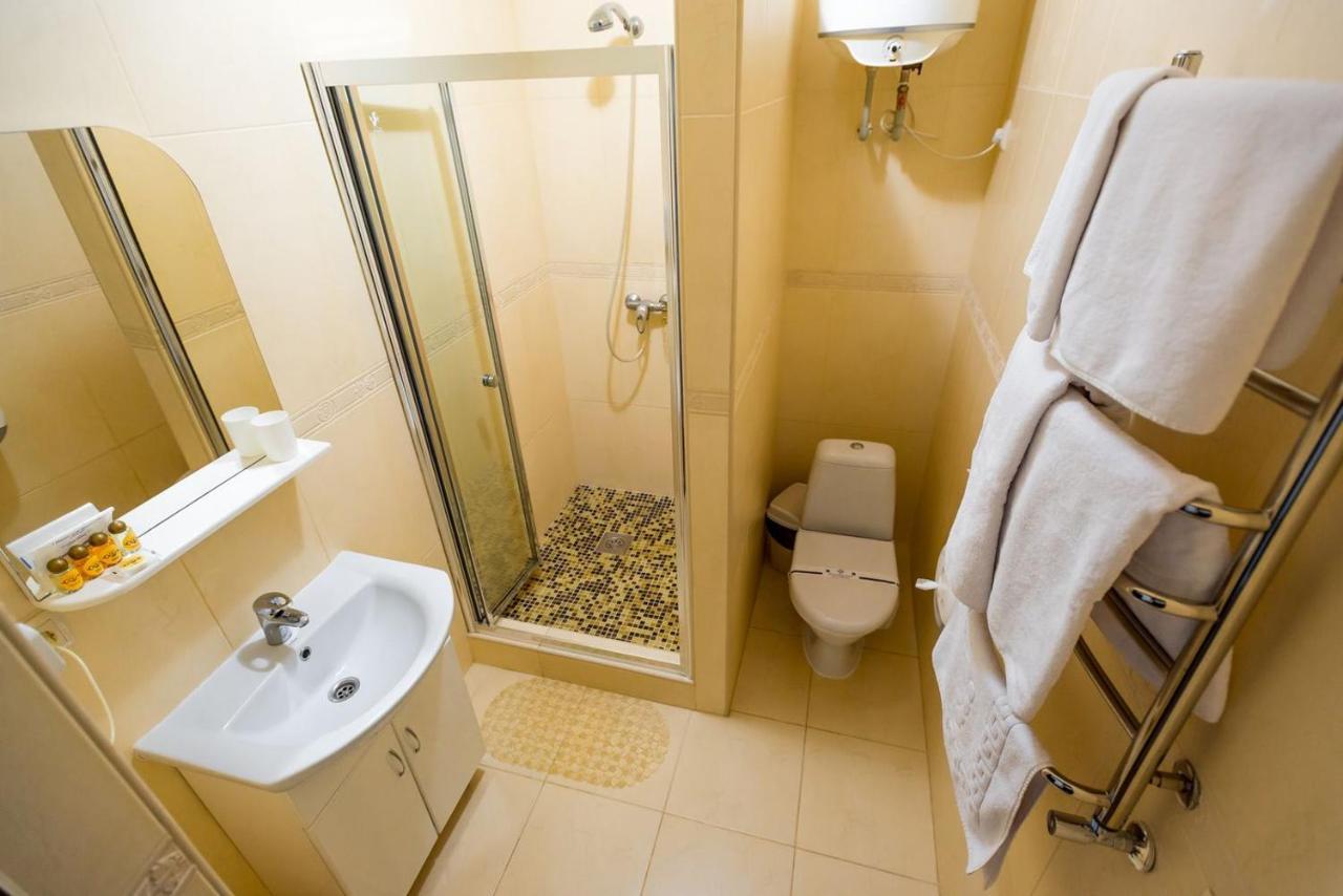 Guest House Shale Vinnytsia Exterior foto