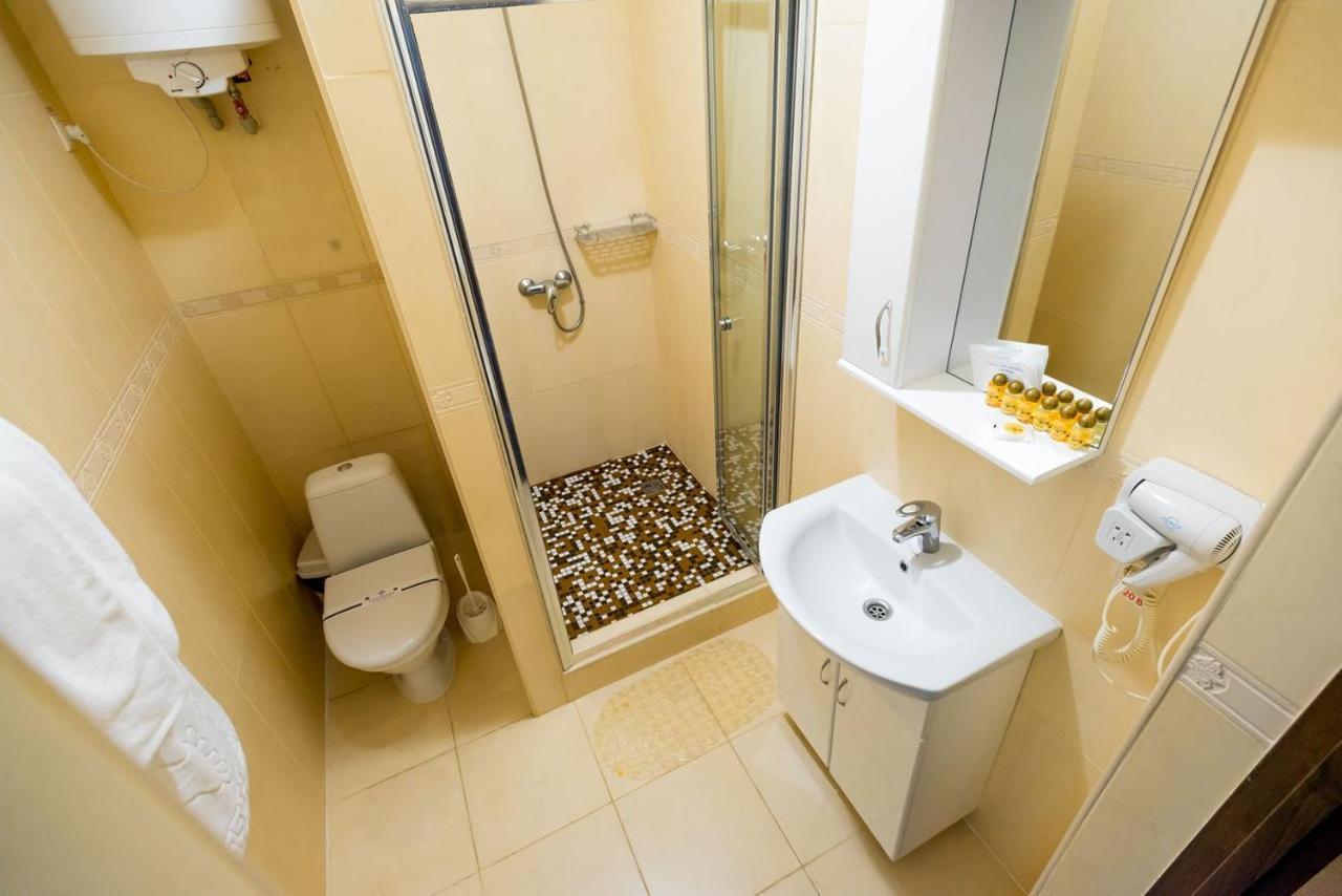 Guest House Shale Vinnytsia Exterior foto