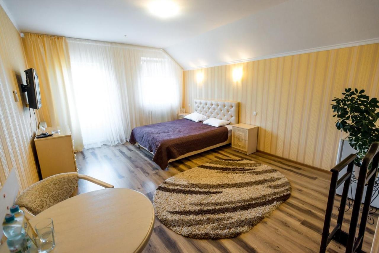 Guest House Shale Vinnytsia Exterior foto