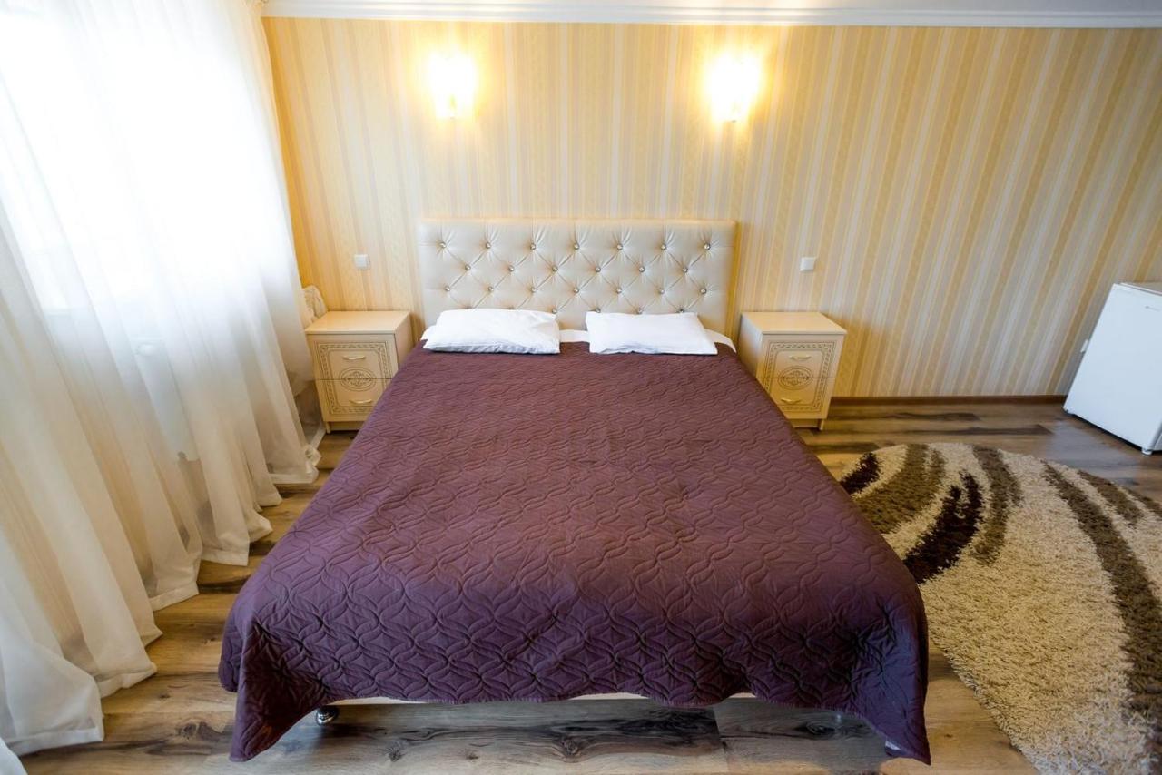 Guest House Shale Vinnytsia Exterior foto
